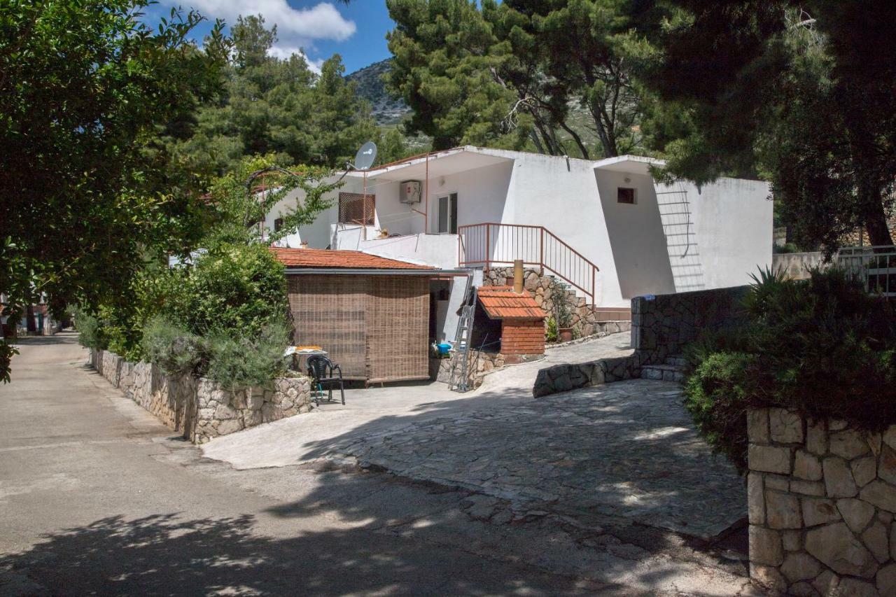Apartments Tonin Ivan Dolac Buitenkant foto